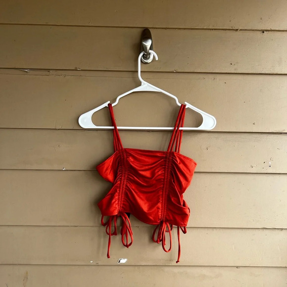 Urban Outfitters Burnt Orange Crop Top - Size M - Picture 5 of 5